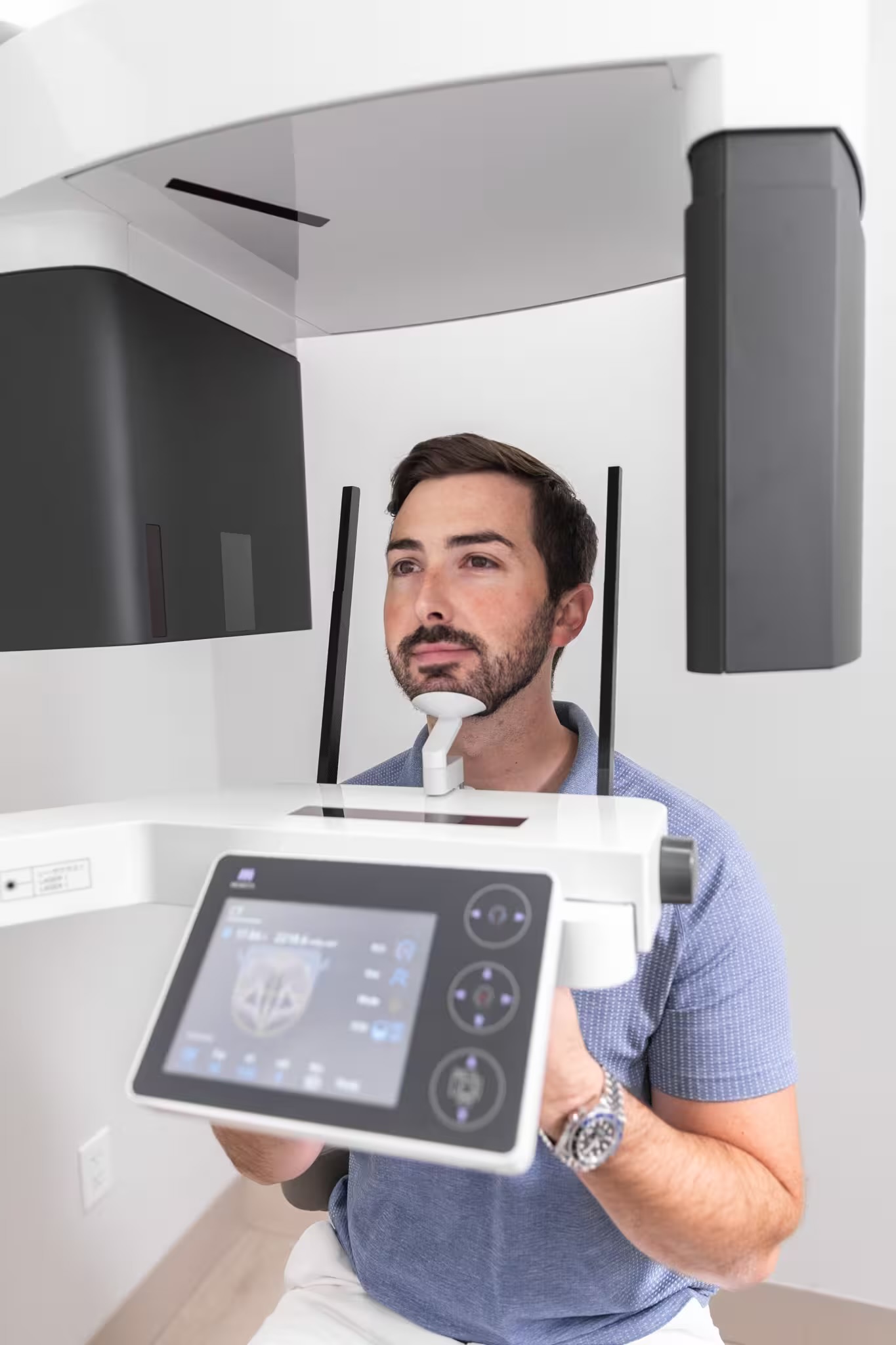 Patient getting sinus imaging in the Breathe Better office